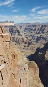 19 W Rim Adv Skywalk