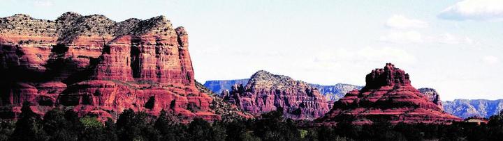Sedona Scenic Flight & Wine Tasting Tour from Phoenix